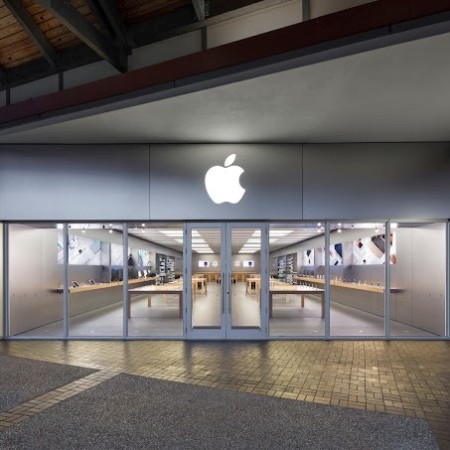 Apple The Falls - Miami, FL Apple The Falls - Miami, FL