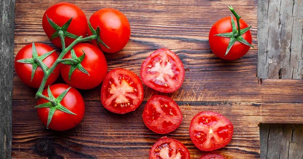 tomato for skin
