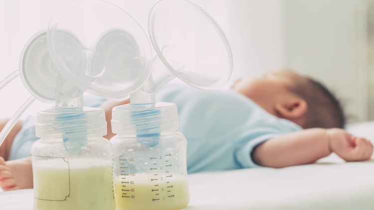 Combining Breastfeeding and formula 